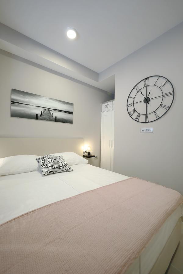 Teatro Verdi Accommodation Задар Екстериор снимка