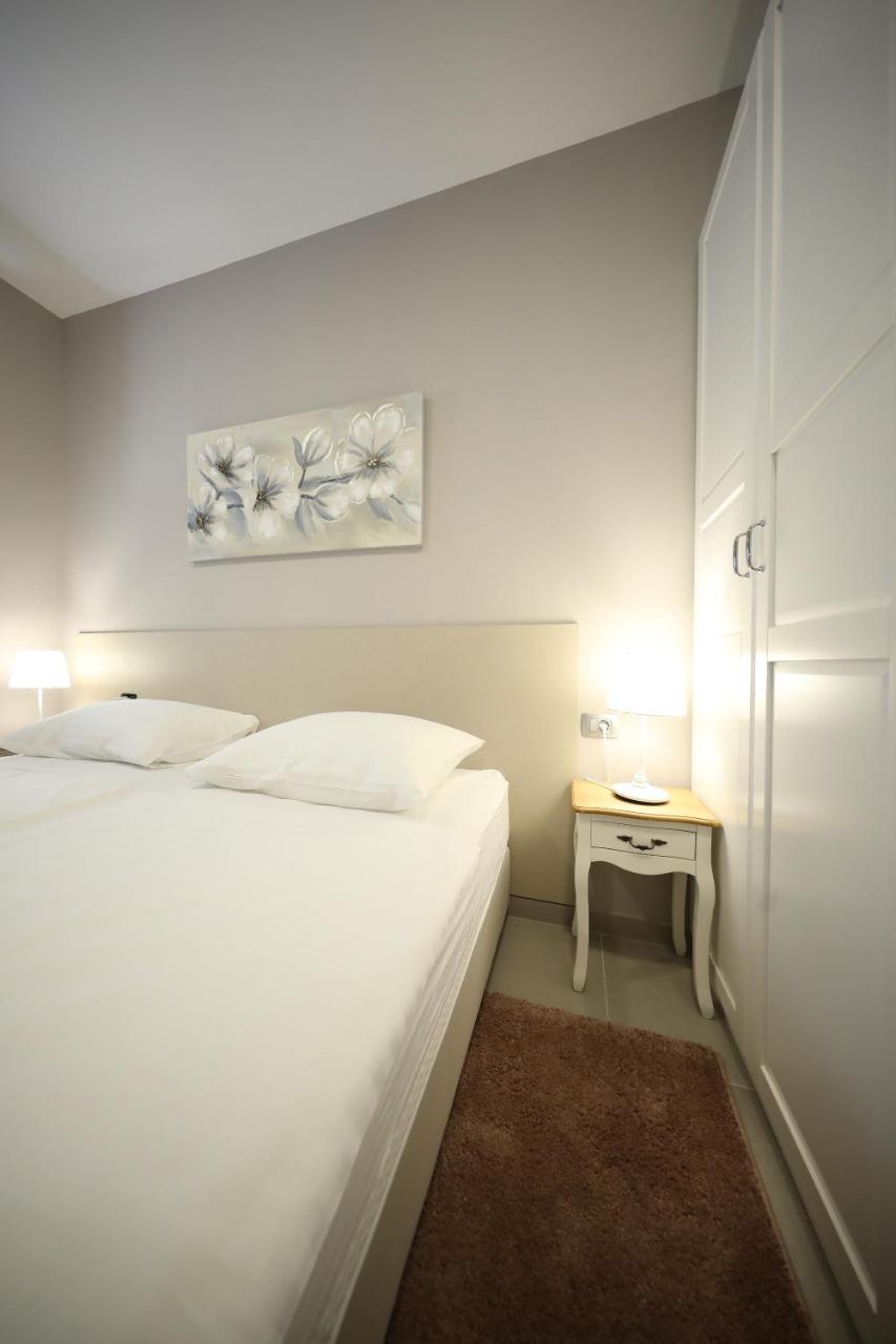 Teatro Verdi Accommodation Задар Екстериор снимка
